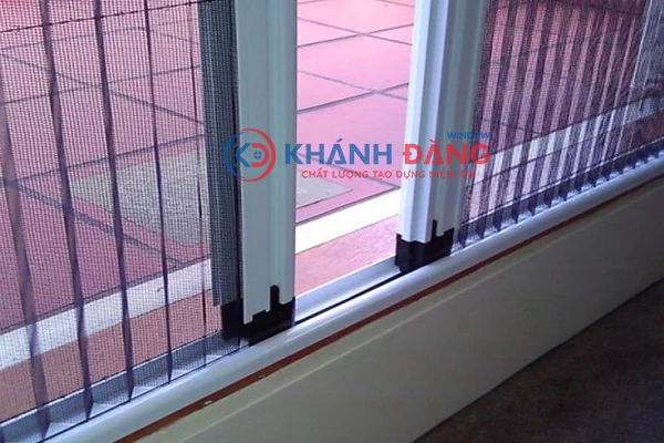 Cửa lưới chống muỗi dạng xếp xích