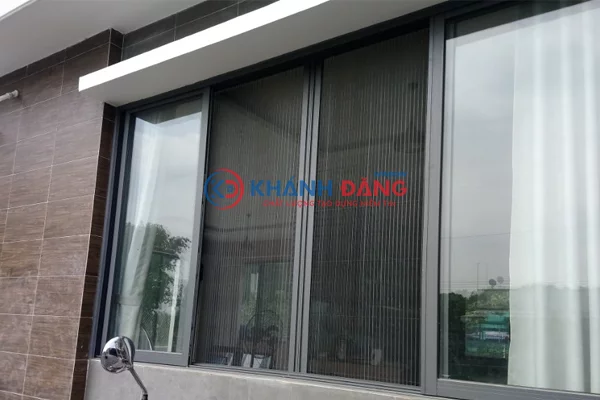 Cửa lưới chống muỗi giá bao nhiêu
