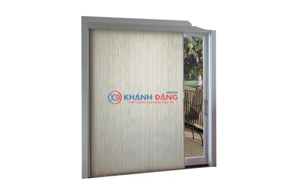 Rèm tổ ong gắn trên kính