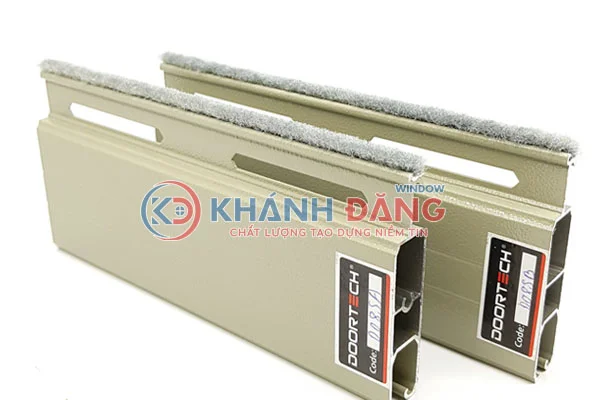 Cửa cuốn DOORTECH D08s