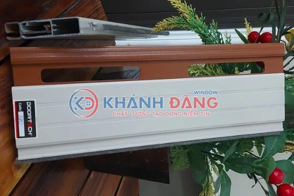 CỬA CUỐN NAN NHÔM DOORTECH: D70